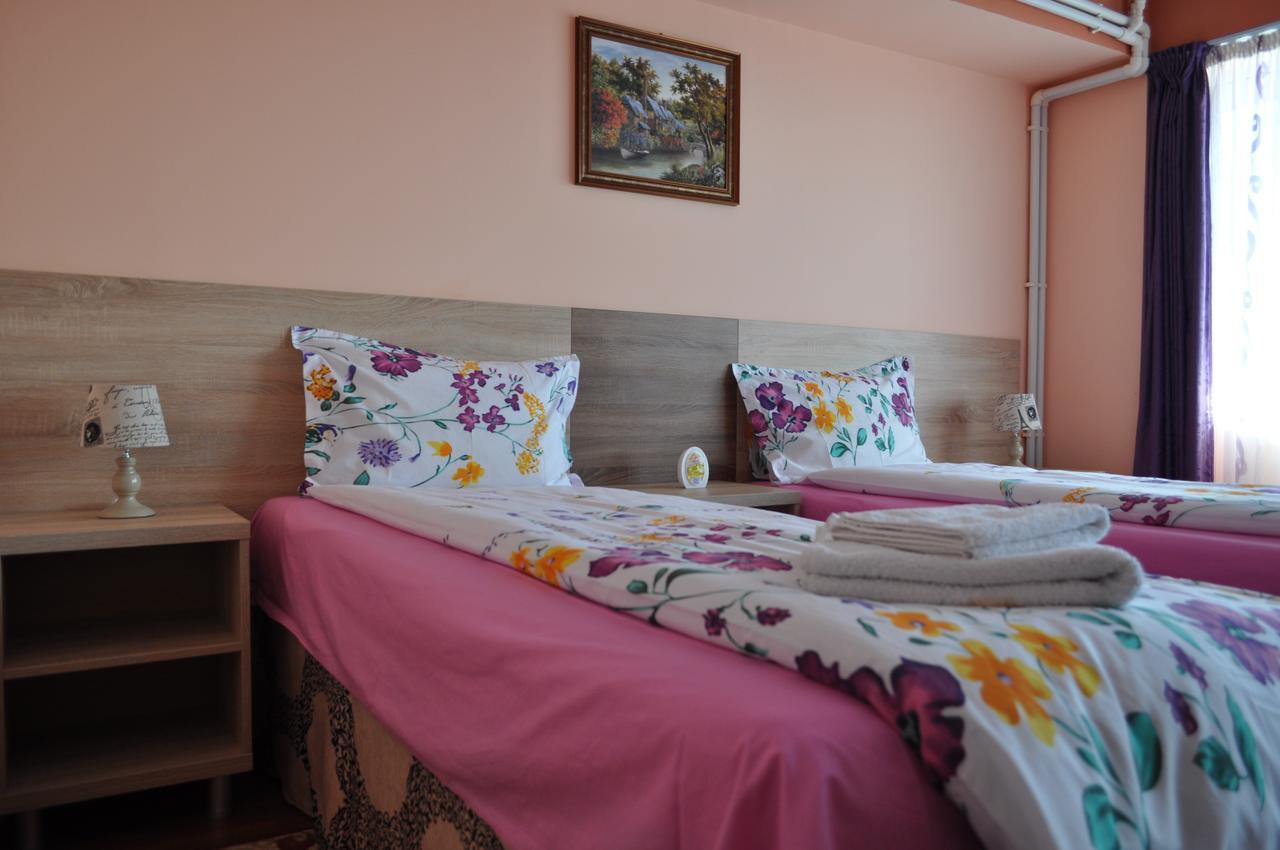 Hotel Casa Paul à Galaţi Extérieur photo