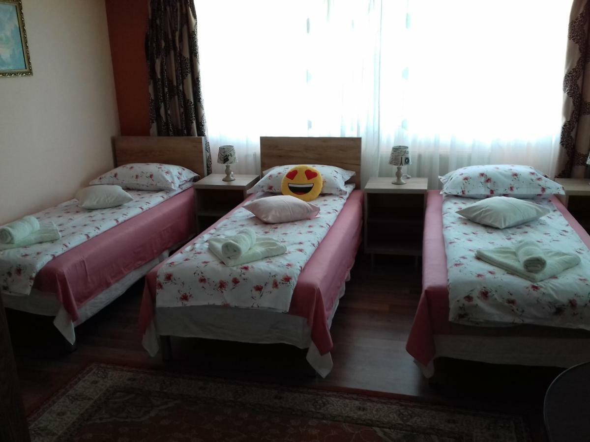 Hotel Casa Paul à Galaţi Extérieur photo